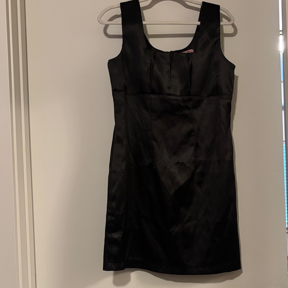 Elegant Black Mini Dress